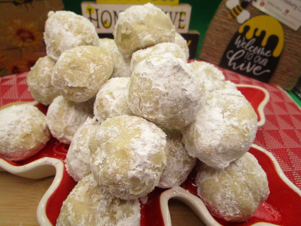 GLUTEN-FREE MEXICAN WEDDING CAKE COOKIES / VEGAN