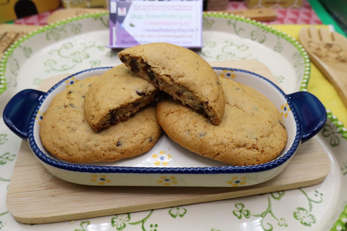 CHEWY CHOCOLATE CHIP COOKIES / VEGAN / GF