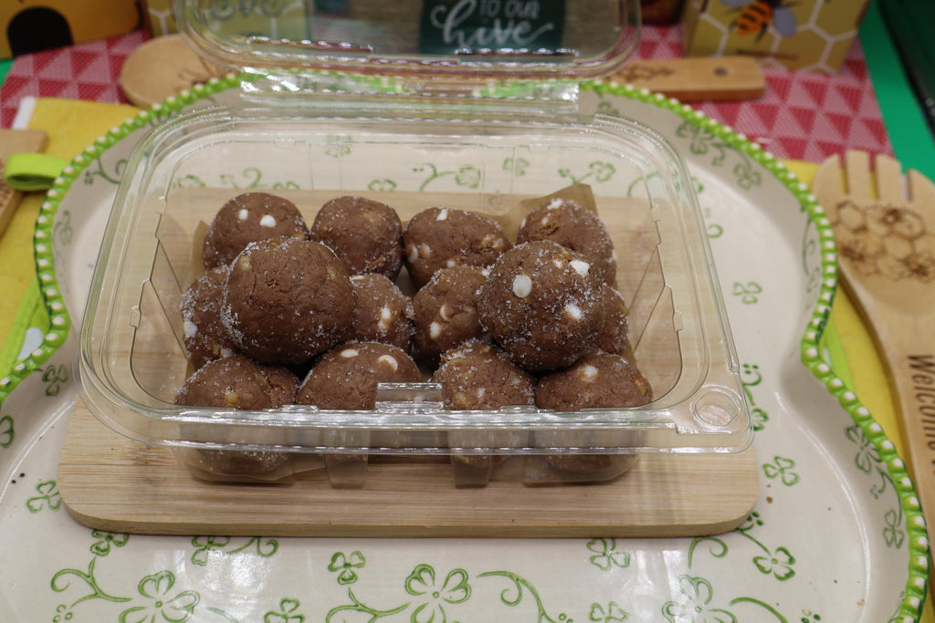 GLUTEN FREE BAKERY BOX SAMPLER / VEGAN