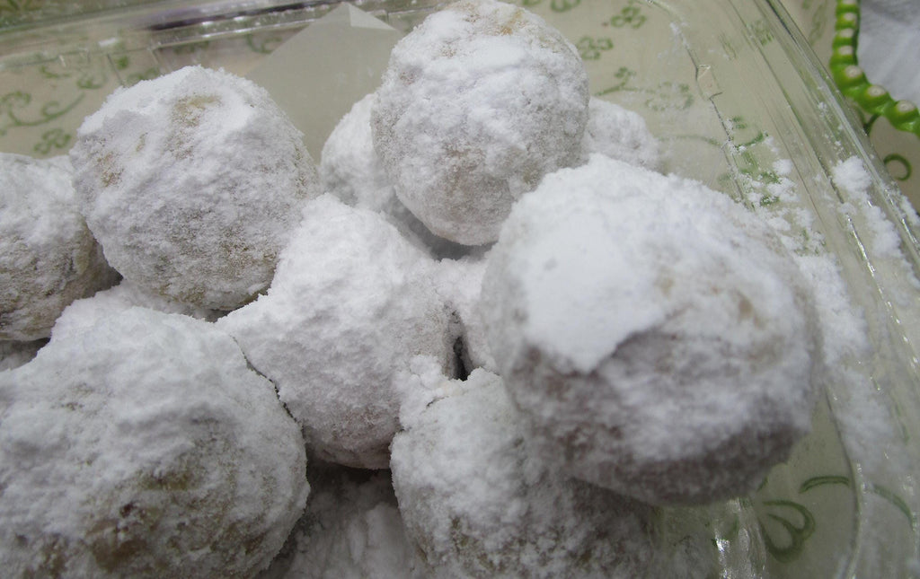 GLUTEN-FREE MEXICAN WEDDING CAKE COOKIES / VEGAN
