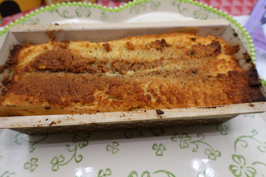 KETO Coffee Crumb Cake, Gluten Free, Dairy Free, Grain Free, Sugar Free, Low Carb Snacks, Birthday Brunch, Cinnamon Swirl loaf, Fall Dessert